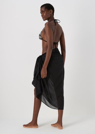 Black Sarong