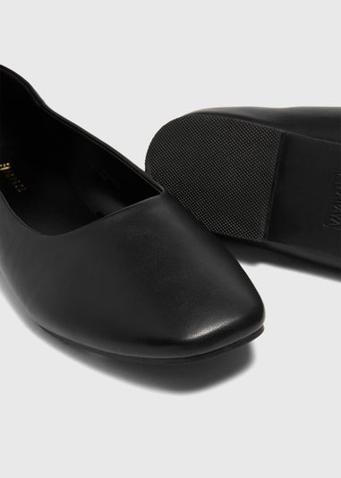 Black Ballet Flats