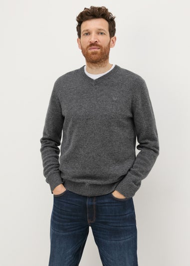 Lincoln Grey Lambswool V Neck Jumper