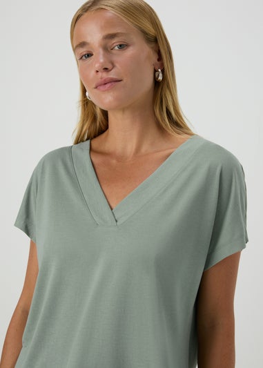 Green V Neck T-Shirt