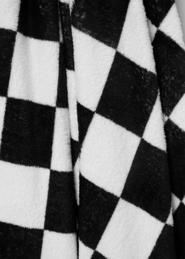 Monochrome Checkerboard Print Throw (130cm x 150cm)