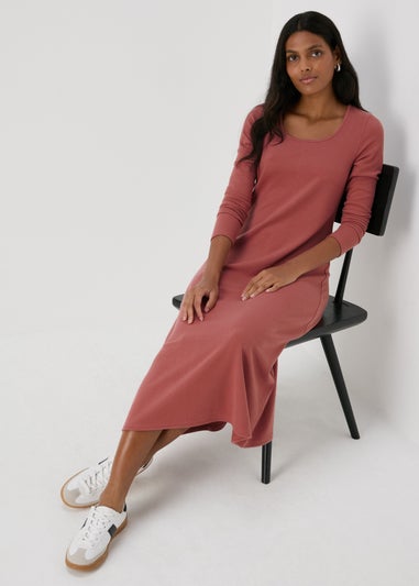 Pink Ribbed Scoop Neck Midi Dress