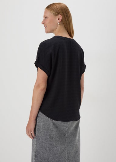 Black Textured Box T-Shirt