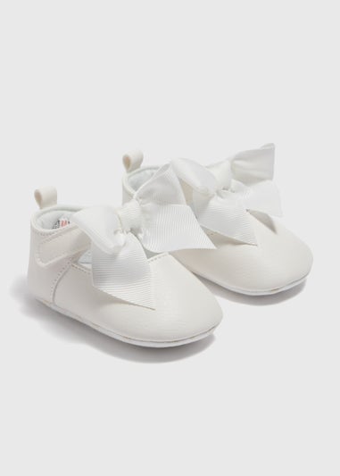 Baby White Ballet Flat Shoes (Newborn-18mths)