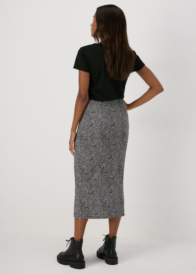 Papaya Petite Leopard Print Plisse Midi Skirt