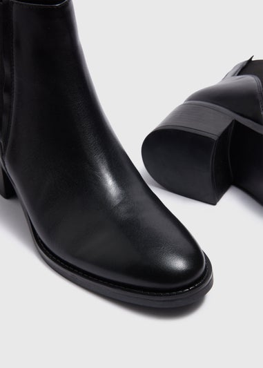 Black Leather Heeled Chelsea Boots