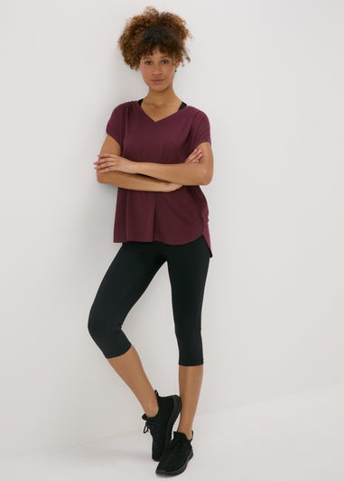 Souluxe Burgundy V Neck T-Shirt