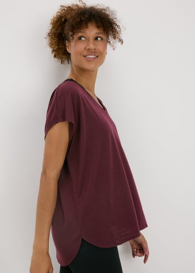 Souluxe Burgundy V Neck T-Shirt