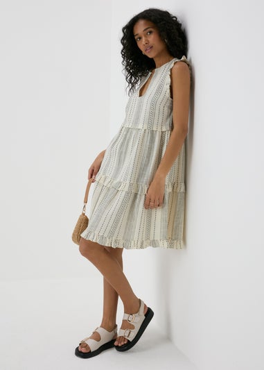 Cream Notch Detail Tiered Dress