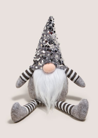 Wondrous Small Silver Gnome