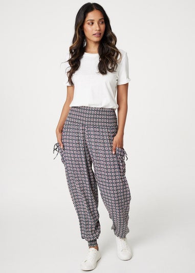 Izabel London Green Geo Print Pull On Harem Pants