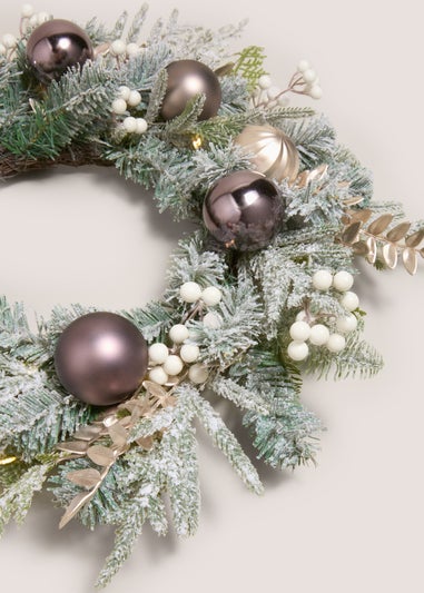 Neutral Christmas Wreath