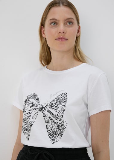 White Bow Graphic T-Shirt