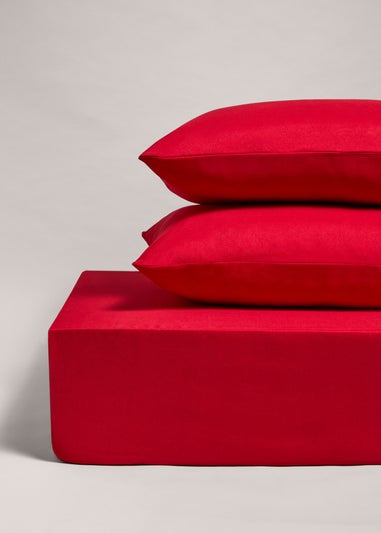 Red Fitted Sheet & Pillowcases Bundle