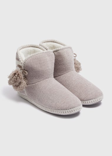 Grey Snowflake Knitted Slipper Boot