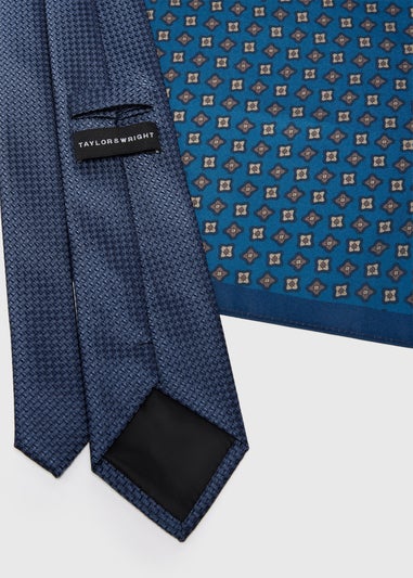 Taylor & Wright Blue Geometric Tie & Pocket Square Set