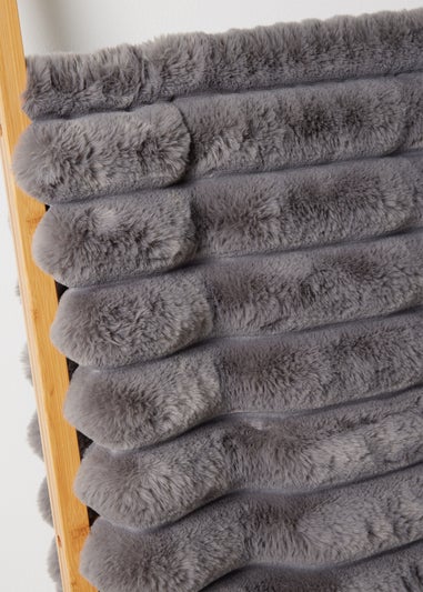 Grey Ribbed Faux Fur Throw