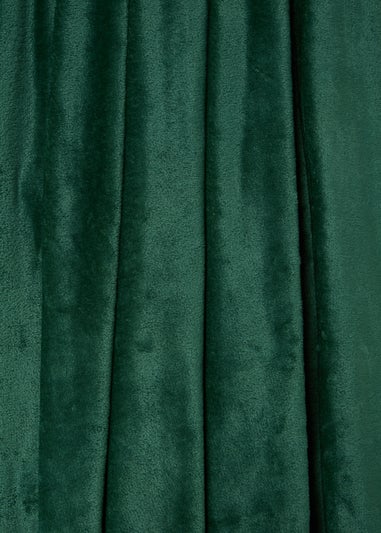 Plain Green Throw (200cm x 220cm)