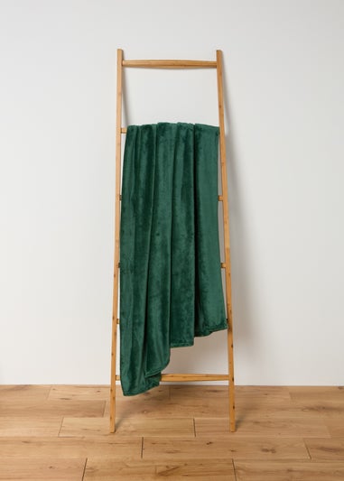 Plain Green Throw (200cm x 220cm)