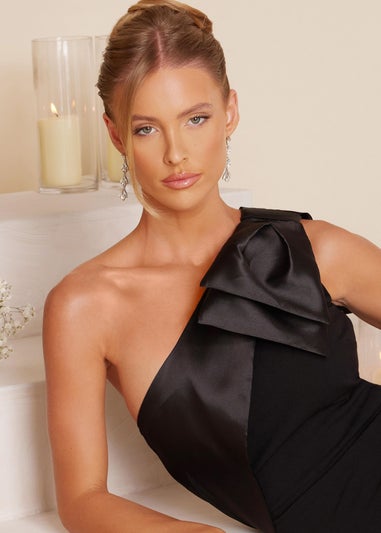 Quiz Black One Shoulder Bow Maxi Dress