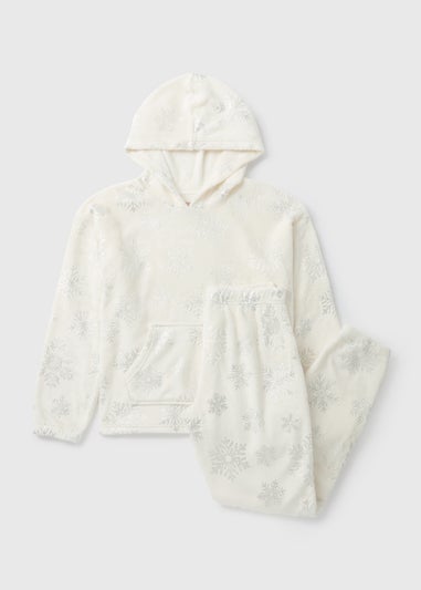 Wondrous Cream Fleece Snowflake Loungewear Set