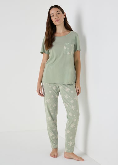 Green Snowflake Pyjama Set