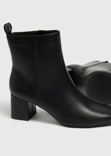 Black Square Toe Block Heel Boots