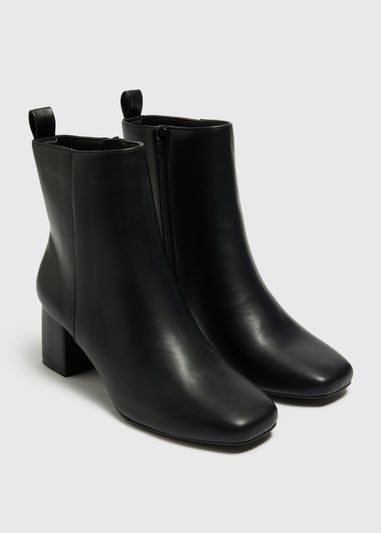 Black Square Toe Block Heel Boots