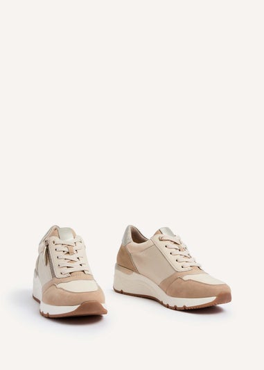 Linzi Luca Nude Wedge Trainer