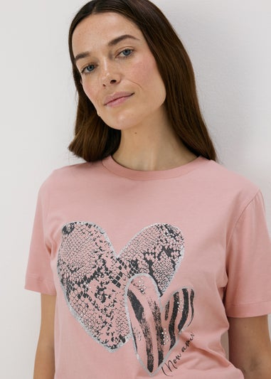 Pink Heart Graphic T-Shirt