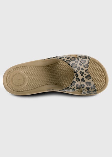 Totes Solbounce Leopard Cross Slide