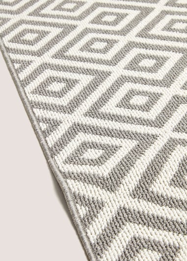 Silver Geometric Runner