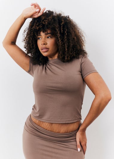 In The Style Brown Crewneck T-Shirt