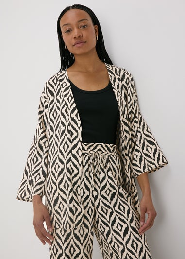 Monochrome Pattern Kimono