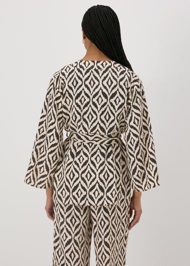 Monochrome Pattern Kimono