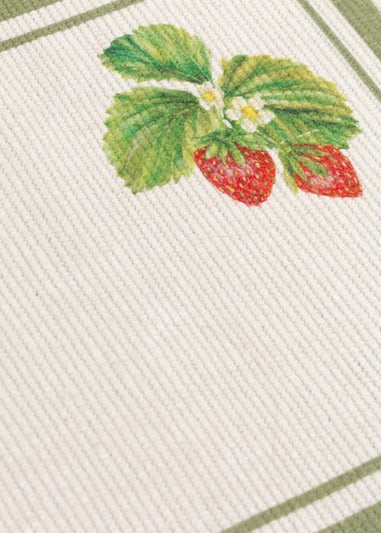 furn. Strawberry Set Of 4 Table Placemats (46 x 36cm)