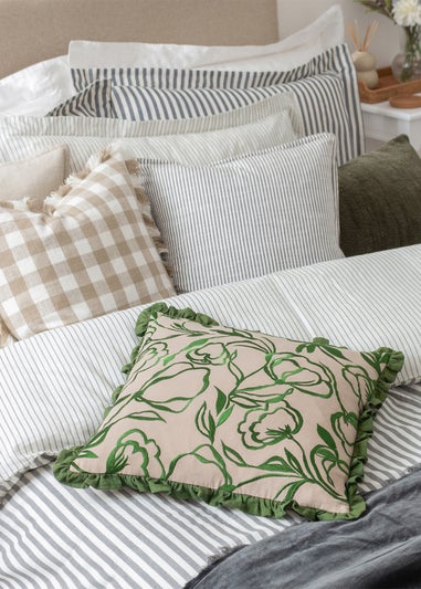 Yard Truro Stripe Reversible Filled Cushion (45 x 45 x 8 cm)