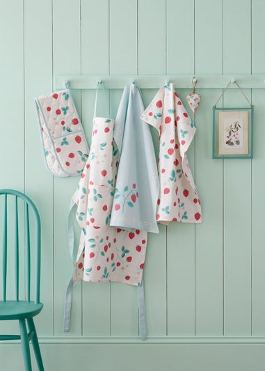 Catherine Lansfield Cream Strawberry Garden Cotton Adult Kitchen Apron ( 70x80 cm)
