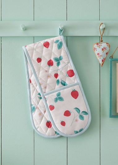 Catherine Lansfield Cream Strawberry Garden Cotton Double Oven Glove