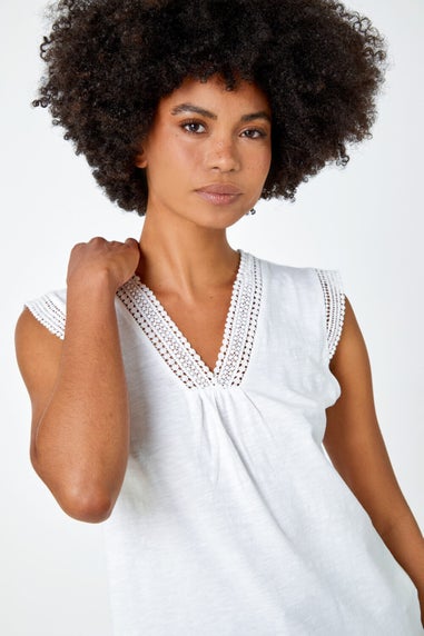 Roman Ivory Sleeveless V-Neck Lace Trim Cotton Top