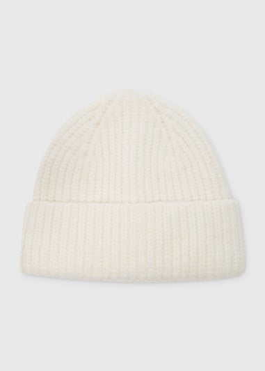 Cream Ribbed Beanie