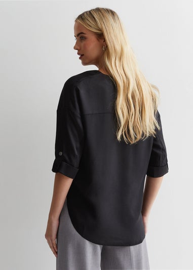 Gini London Black V Neckline Button Up Oversized Top