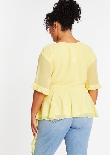 Quiz Yellow Curve Ruffle Peplum Top