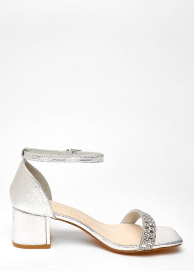 Quiz Silver Wide Fit Shimmer Low Block Heel Sandals