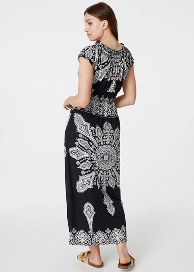 Izabel London Black Mosaic Print Cap Sleeve Maxi Dress