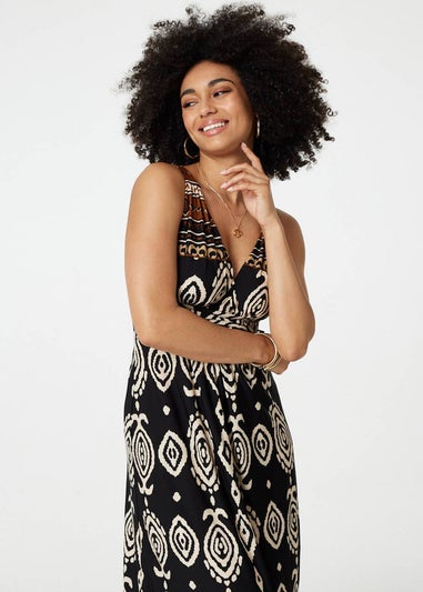 Izabel London Black/White Printed Sleeveless Empire Maxi Dress