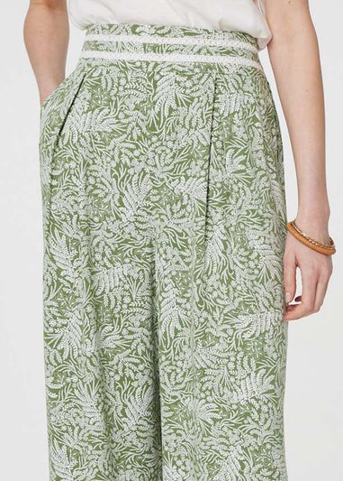 Izabel London Green Leaf Print Pleat-Front Wide Leg Culottes