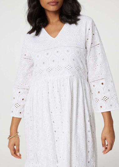 Izabel London White Broderie Anglaise 3/4 Sleeve Midi Dress