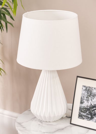 ValueLights Linea White Ceramic Light Up Base Table Lamp (45cm x 27cm x 27cm)