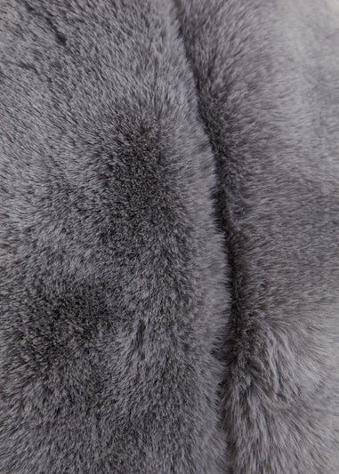 Quiz Grey Faux Fur Wrap